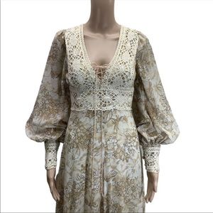 Vintage 70s Gunne Sax by Jessica McClinton. Floor length prairie dress.